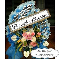 Flowerlove2U รับจัดส่งดอกไม้ทุกชนิด พวงหรีด ช่อดอกไม้ พวงหรีดพัดลม พวงหรีดนาฬิกา พวงหรีดช้อน พวงหรีดผ้า กระเช้าดอกไม้ แจกันดอกไม้  ราคาเริ่มต้น700บาท มีบริการส่งฟรี