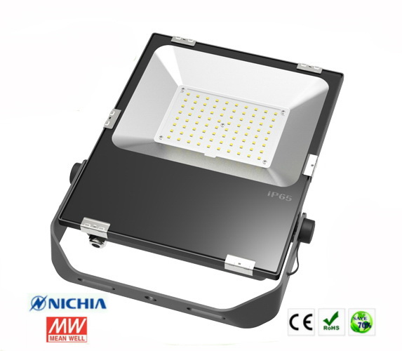 โคมสปอร์ตไลท์Super Slim LED Flood Light 50W-200W