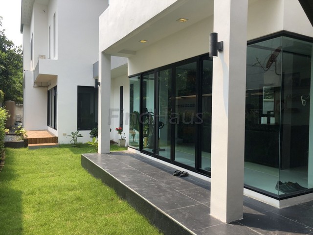 ขาย บ้านเดี่ยว รามอินทรา 23 สร้างใหม่ 100 ตร.ว วัสดุเกรด A  รถไฟฟ้าสีชมพู Style Modern Loft 
