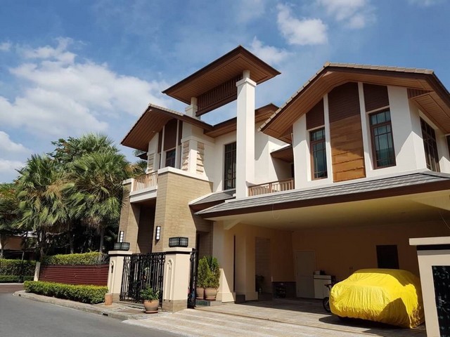 HR672-1ขายบ้านเดี่ยวหลังใหญ่ เนื้อที่ 110 ตรว.หมู่บ้านแสนสิริสุขุมวิท 67 มีสระว่ายน้ำส่วนตัว 