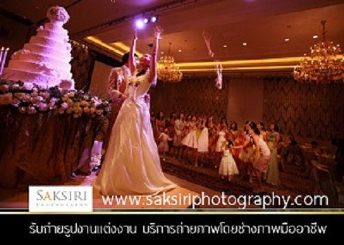 รับถ่ายรูปงานแต่งงาน ถ่ายภาพงานแต่งงาน งานหมั้น ด้วยช่างถ่ายภาพงานแต่งมืออาชีพ