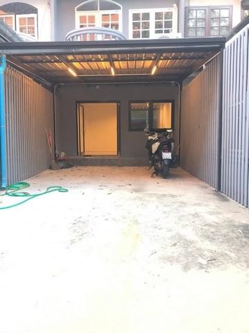ให้เช่าทาวน์โฮม3ชั้นรีโนเวทใหม่ ย่านหัวหมาก ลัดไปกรุงเทพกรีฑา ,ถนนศรีนคนิรทร์ ได้ ตกแต่งพร้อมอยู่